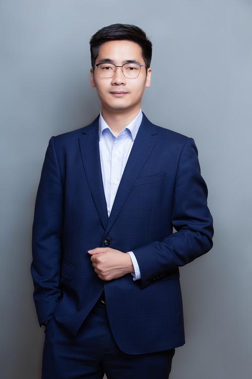 时革白 技术统筹负责人